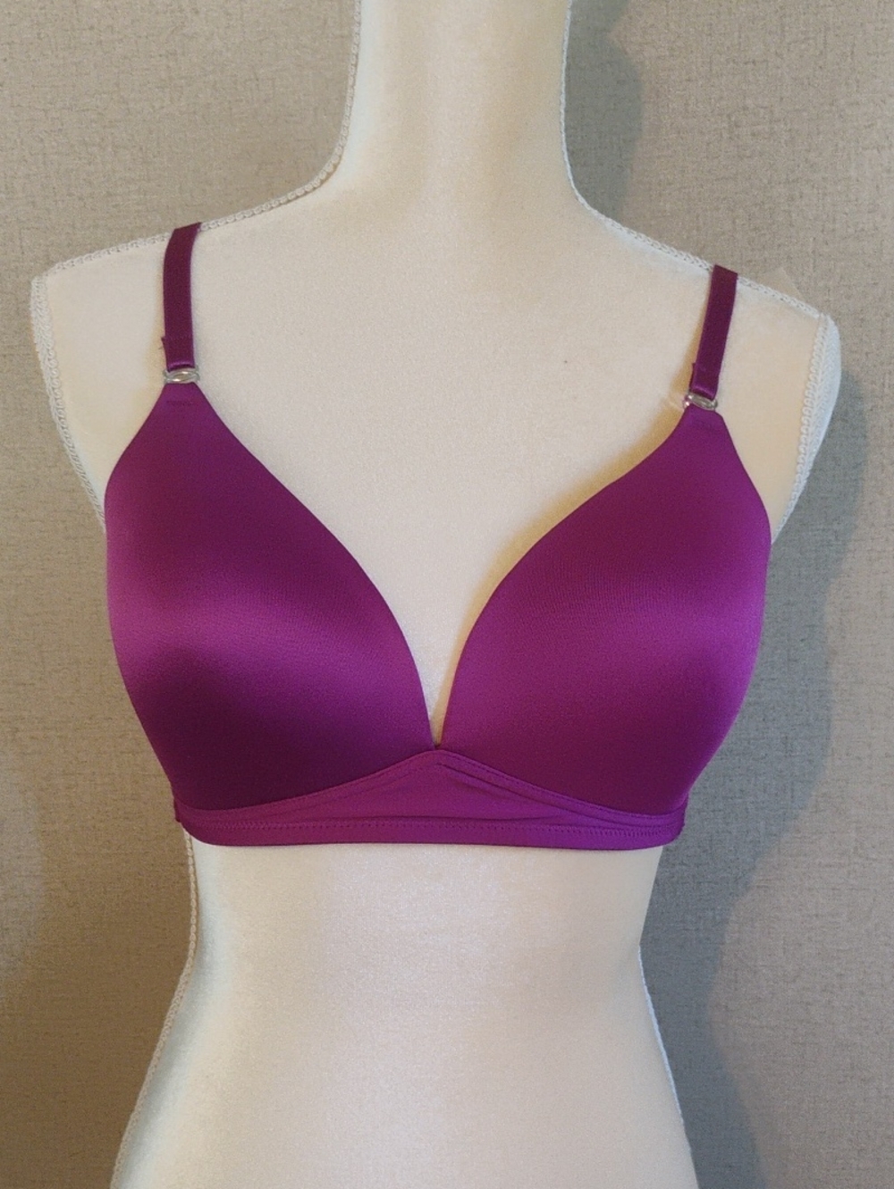 5/$15 Source Unknown 38c Plunge Bra in Magenta